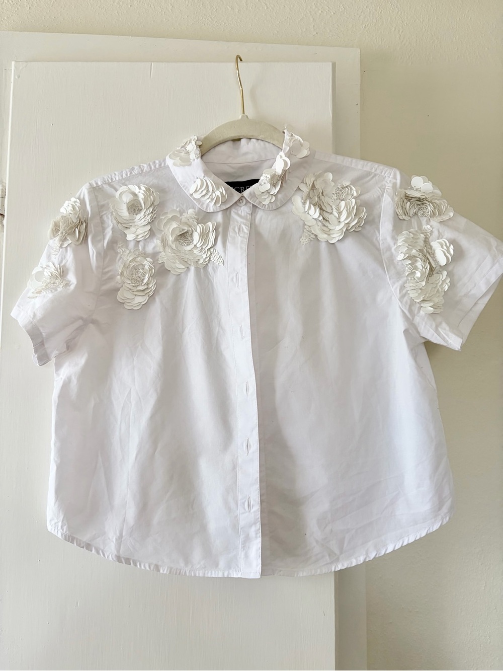 J. Crew White Short Sleeve Shirt with 3D Floral Appliqués - Women